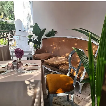 La Corte Del Gallo Quality Beb Nel Bed & Breakfast Bardino Vecchio