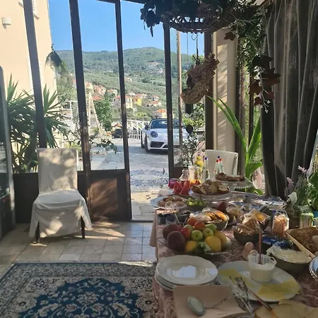 La Corte Del Gallo Quality Beb Nel Bed & Breakfast Bardino Vecchio