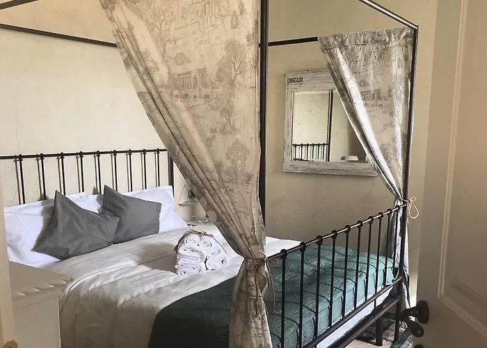Bed & Breakfast La Corte Del Gallo Quality Beb Nel Bardino Vecchio
